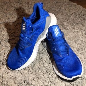 ADIDAS ALPHA BOUNCE RUNNERS